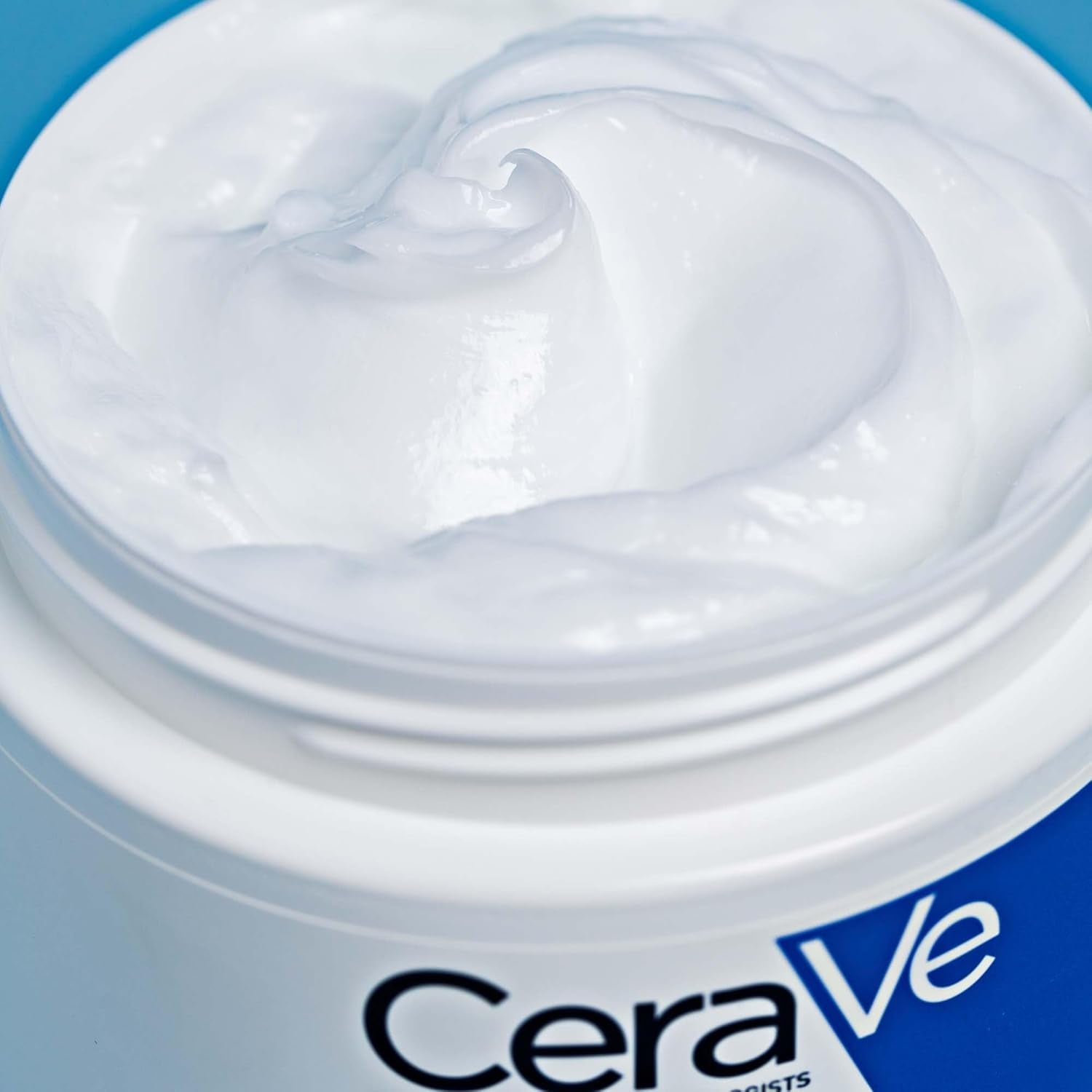 Moisturising Cream, Face & Body, with 3 Essential Ceramides & Hyaluronic Acid for Dry to Very Dry Skin, Developed with Dermatologists, Fragrance-Free, 454G/16Oz